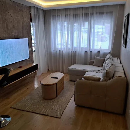 Apartment Br 1
